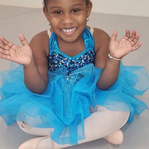 Meet your Posher, Aminata